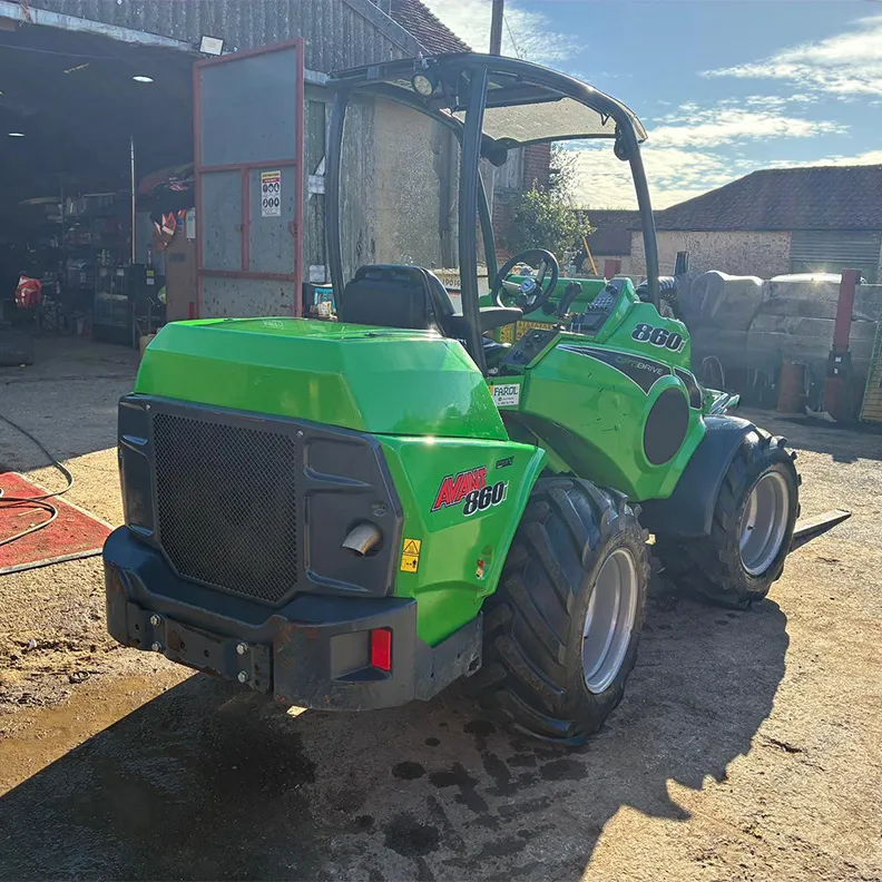 Multi Loader Avant 860i 2022